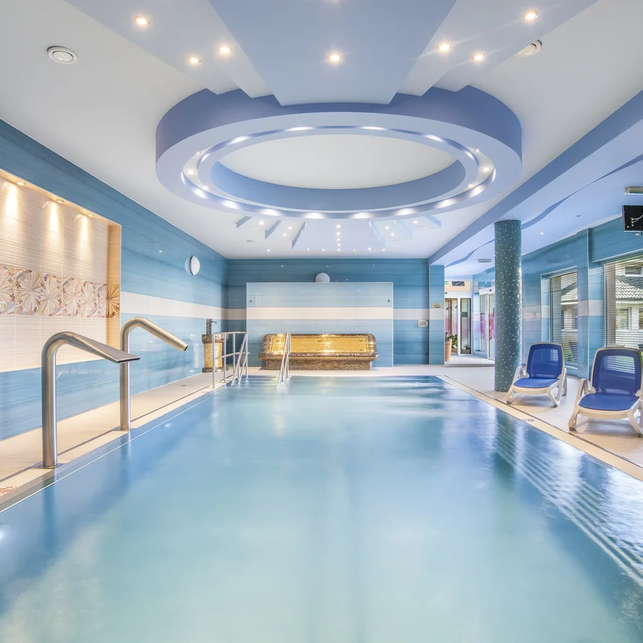 Wellness Orchidea - krytý bazén Wellness Orchidea - krytý bazén